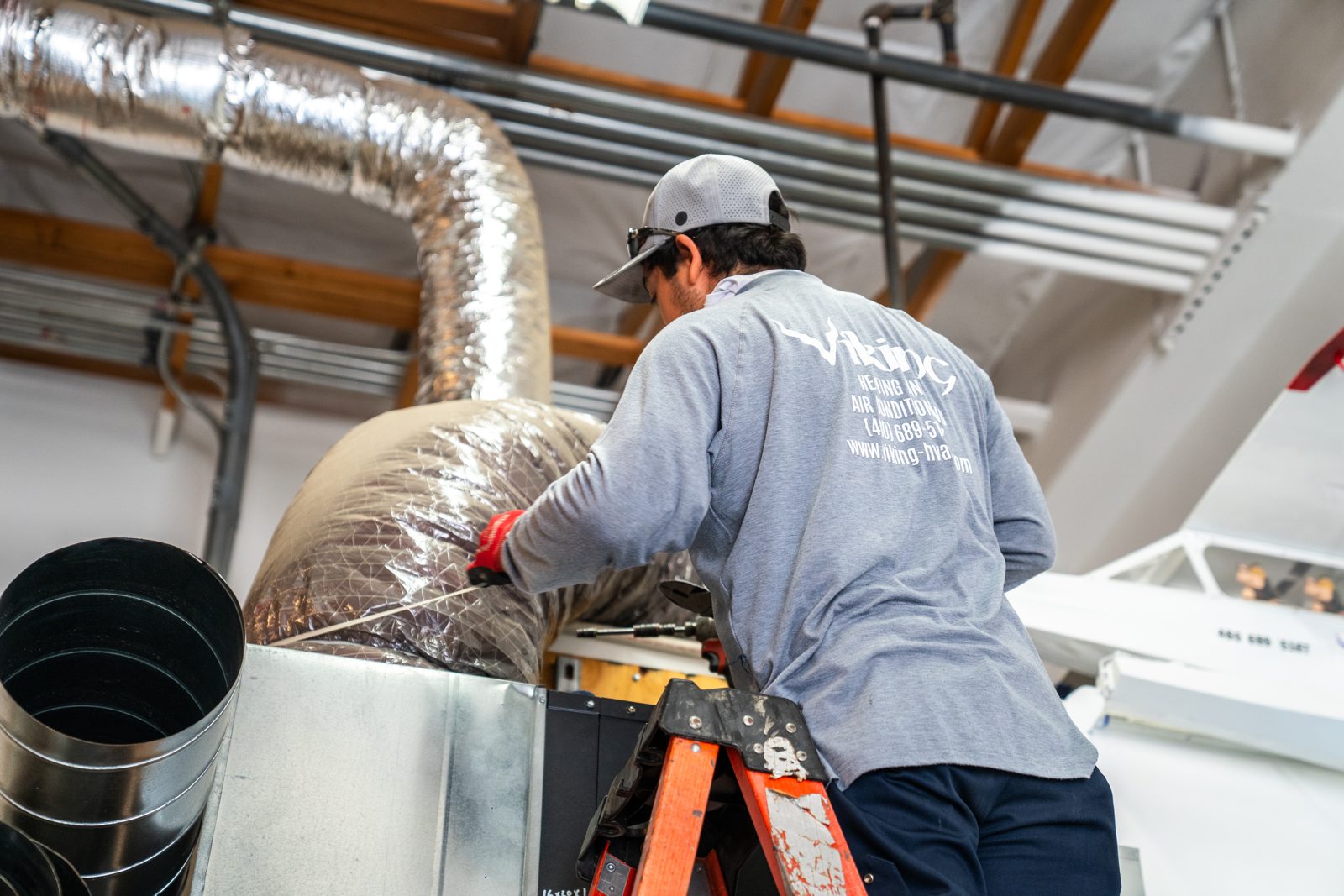 Leaky Ducts in Phoenix Attics: Signs, Causes and What to Do
